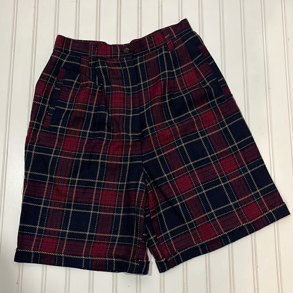 Vintage Ninon de Lenelos plaid long shorts